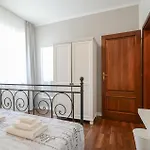 Beach Front Home In Pula