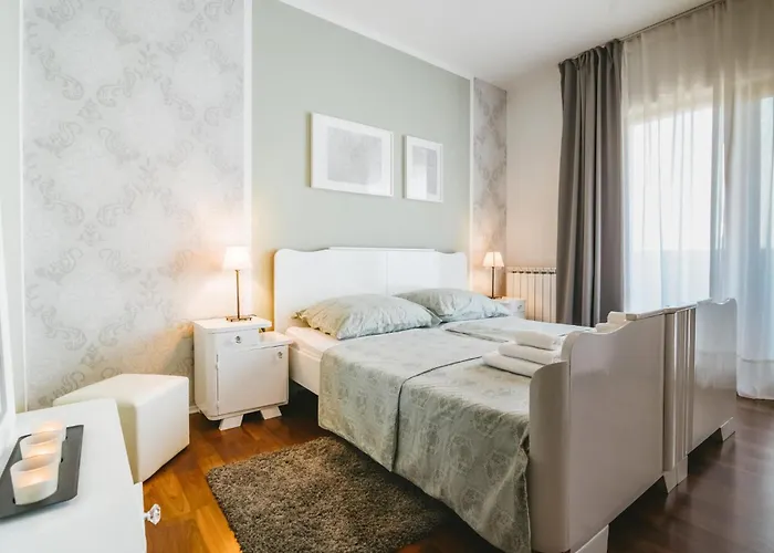 Ferienhaus 5 Bedroom Beautiful In