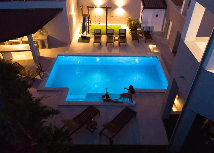 Ferienhaus 5 Bedroom Beautiful In